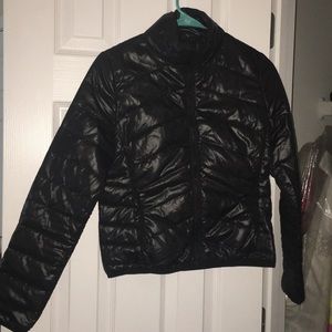 Lightweight puffer jacket